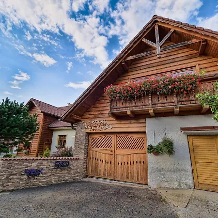 Sina Vendégház Paucsinalehota